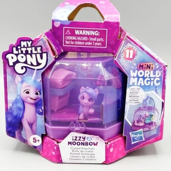 My Little Pony MINI Izzy Moonbow Crystal Keychain World Magic Portable Playset - Picture 5 of 9